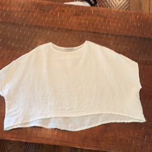 Elizabeth Suzann Linn Tee White Linen